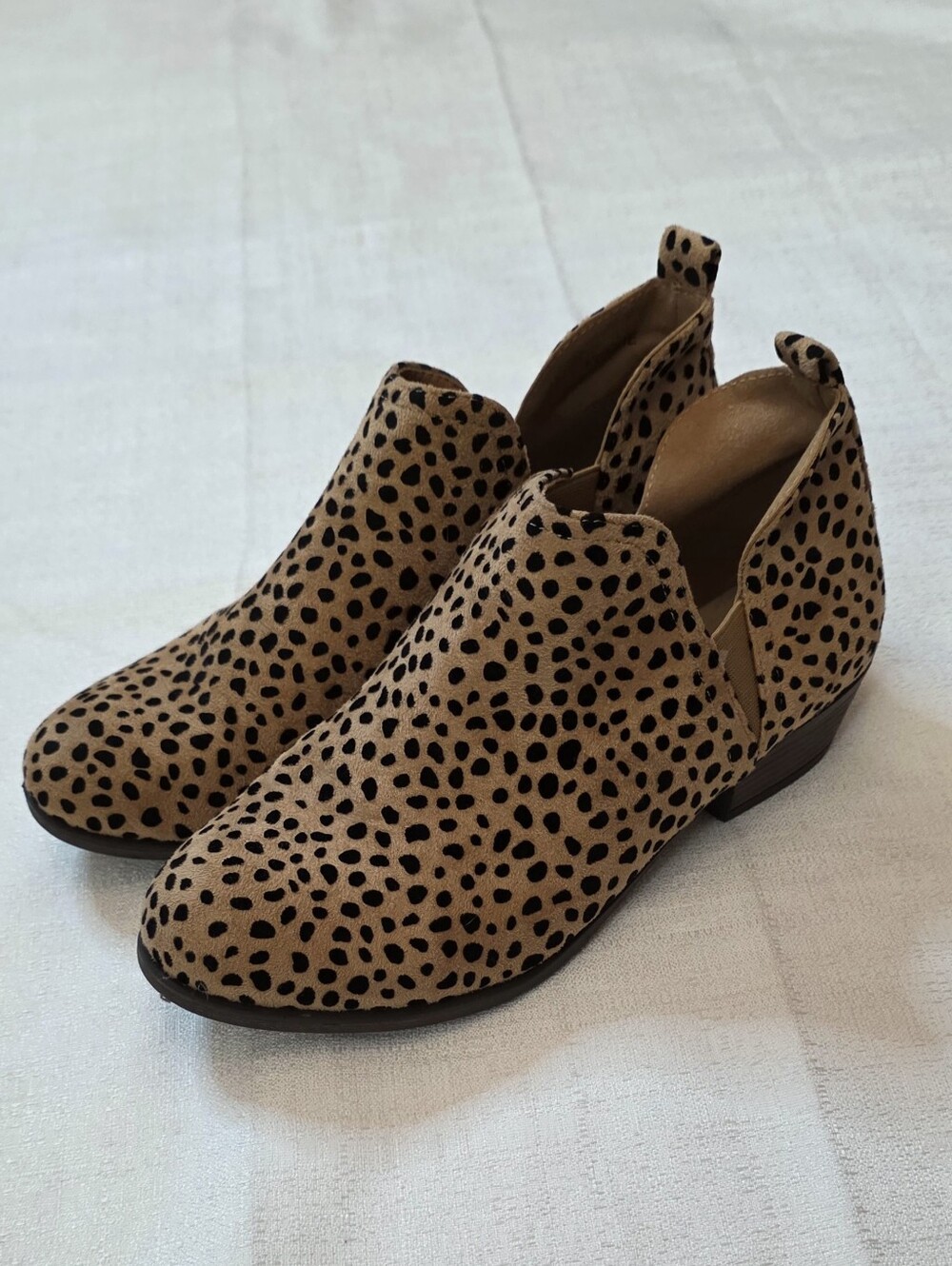 Pierre Dumas Kenzie Leopard Print Booties Faux Suede Womens Size 8 Mobwife Boho
